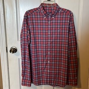 Vineyard Vines performance button shirt